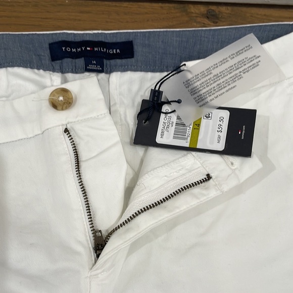 Tommy Hilfiger NWT size 14 Hampton Chino - Picture 6 of 9